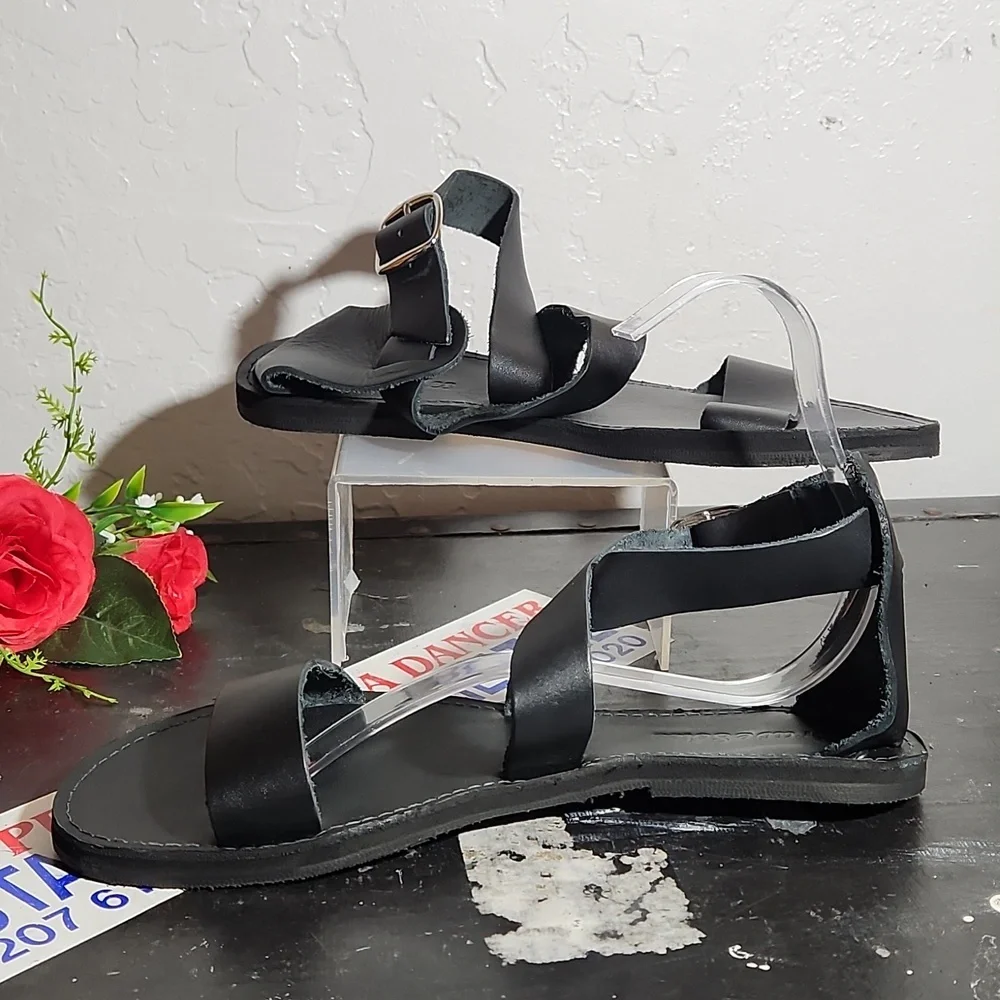 BRAVE SOLES The Jasmine Black Leather Upper Tire Soles Sandals 10